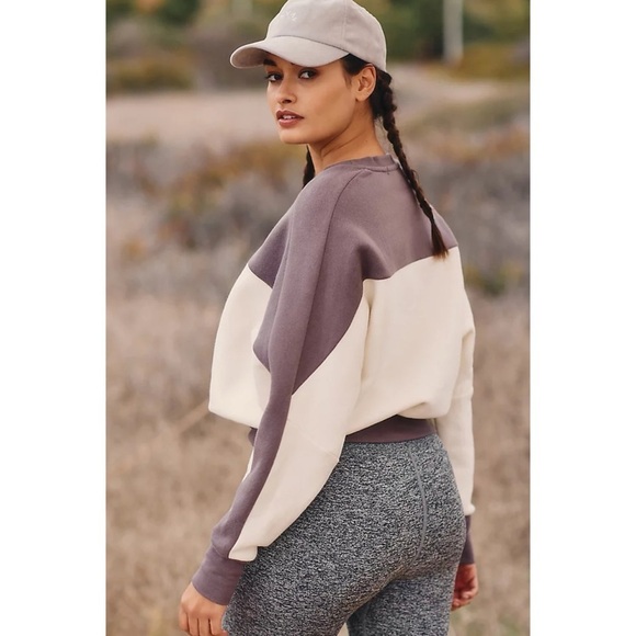 Beyond Yoga Woodland Colorblock Line It Up Sweatshirt Size XL - Picture 2 of 11